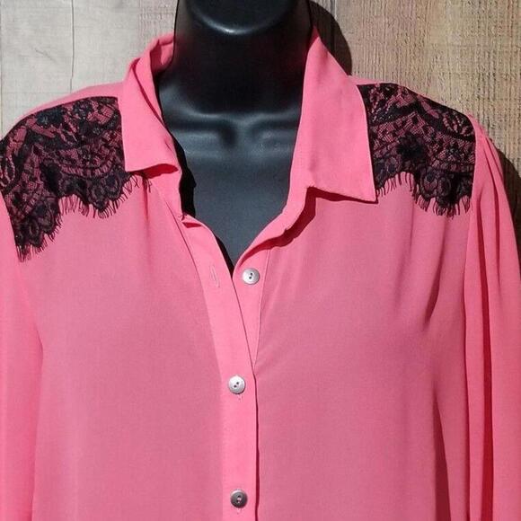 Vanity Top Large pink & Black Lace Cut out Semi Sheer Open Back Button blouse - Picture 2 of 4